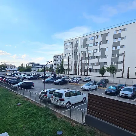Uverturii Studio Apartment 113 - Free Parking-2